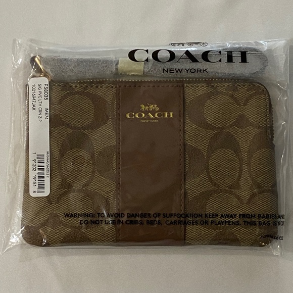 Brand New Coach Brown Wristlet With Tags - Picture 4 of 7
